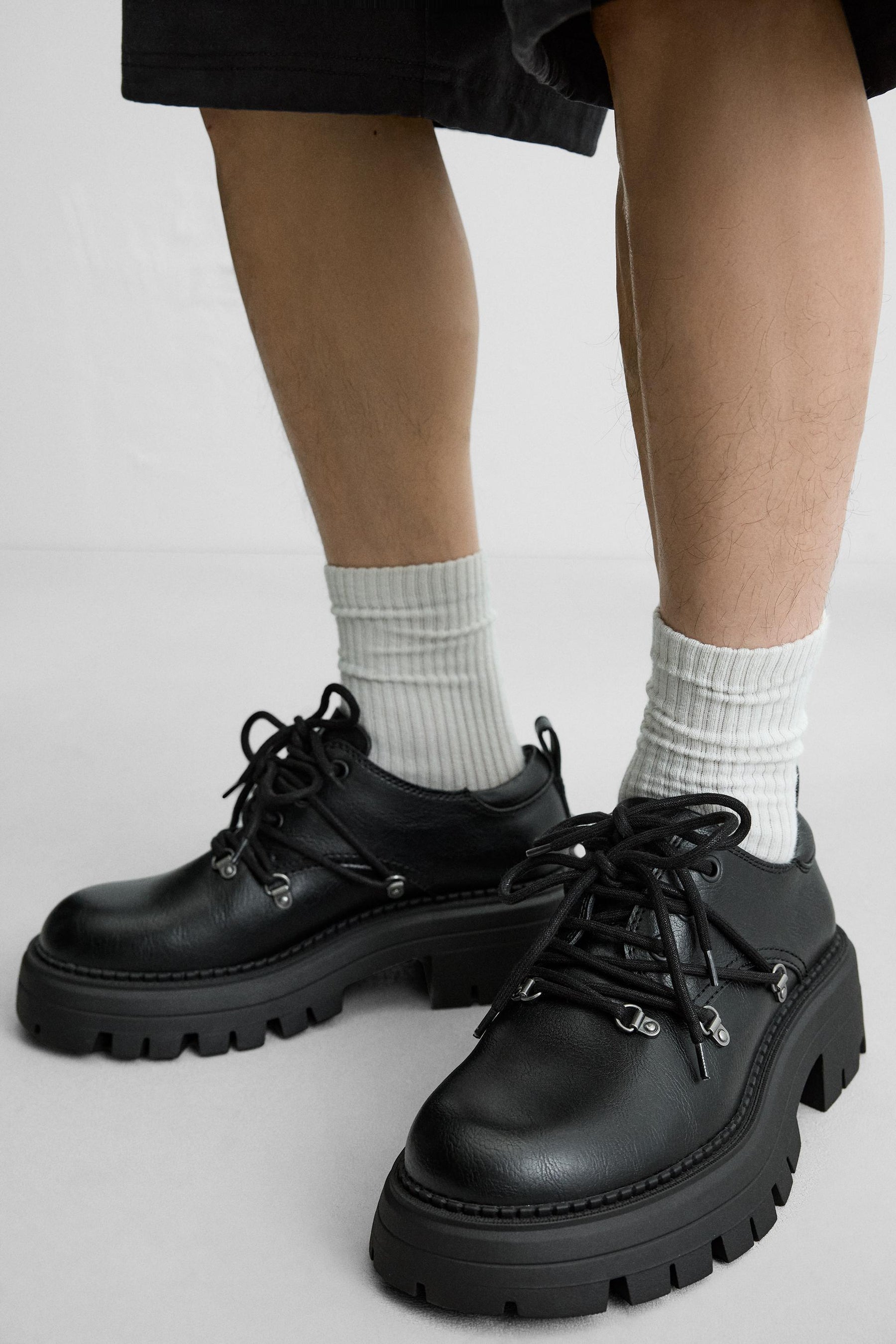 MULTI-EYELET CHUNKY SHOES - Image 3