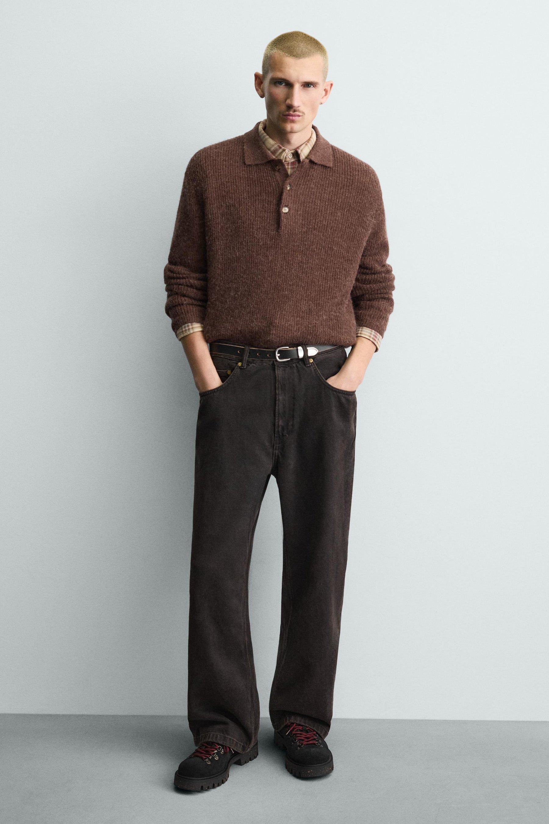 LEATHER HOOK SHOES - Image 1