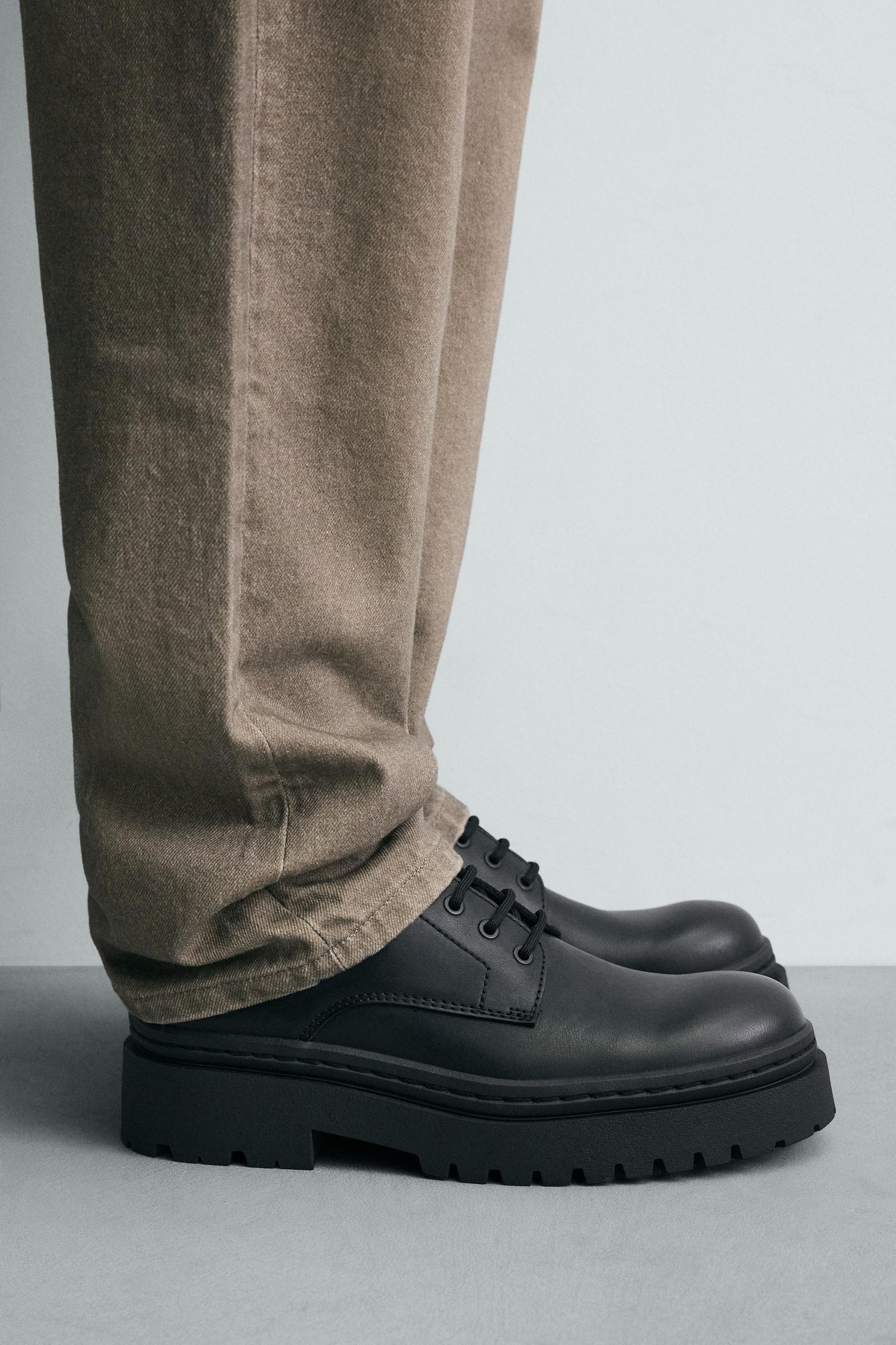 CHUNKY SHOES - Image 1