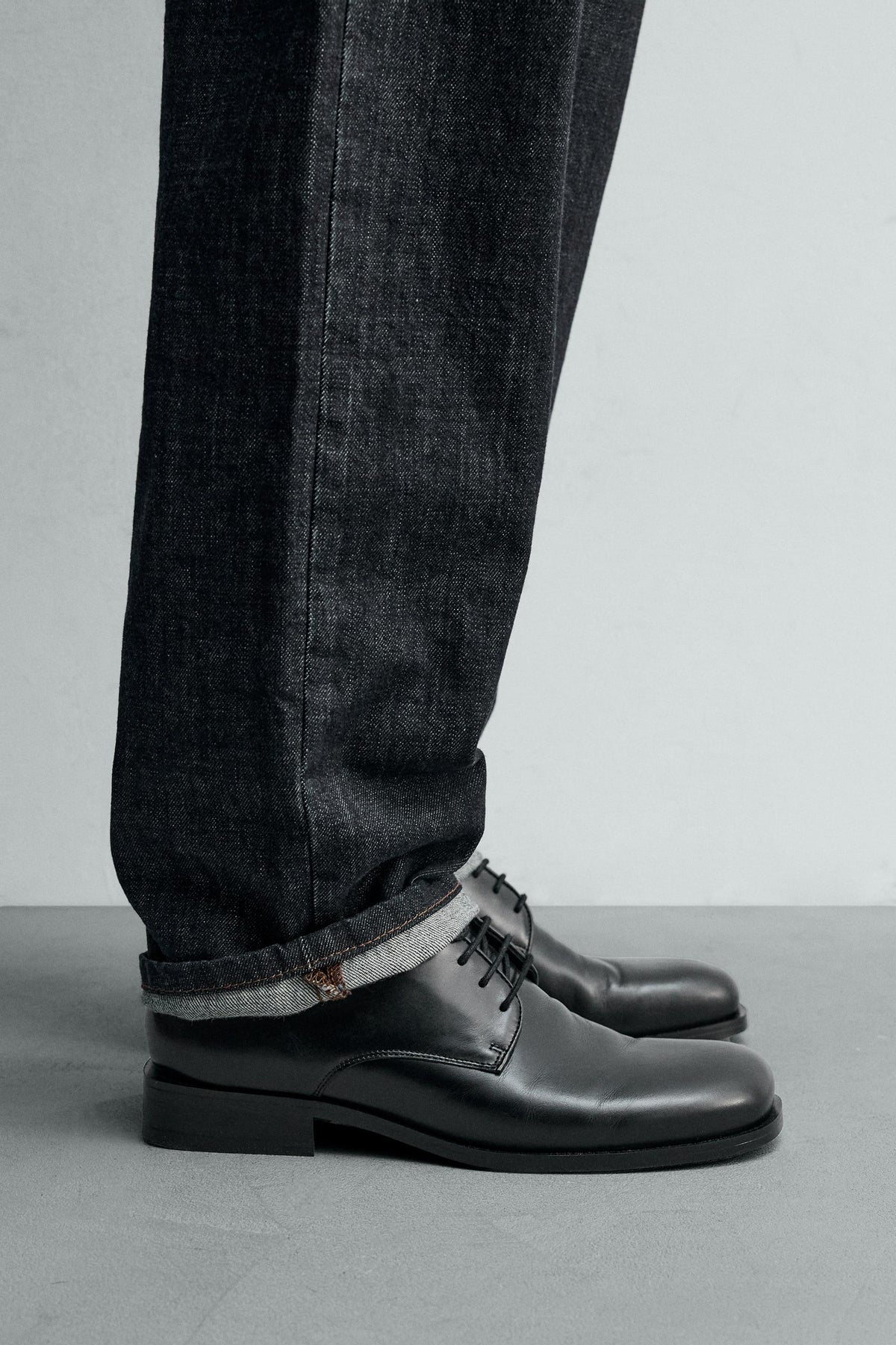 LEATHER DRESS SHOES - Image 1