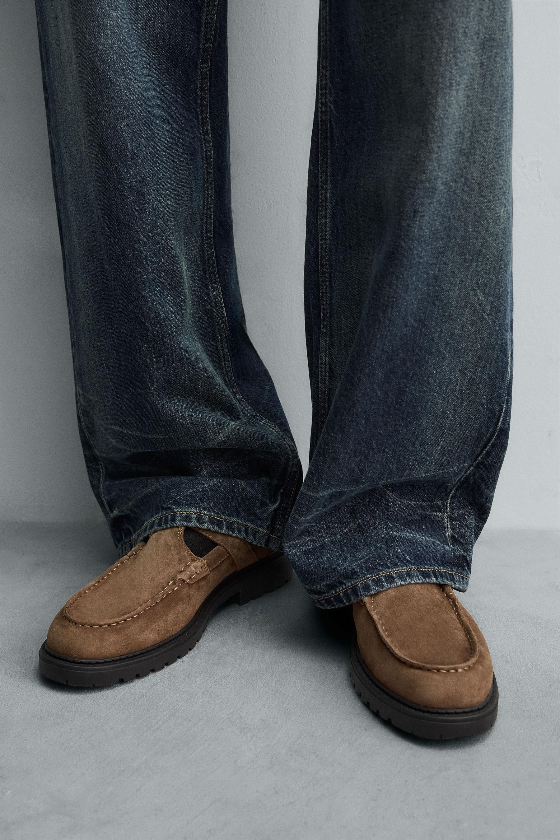 BUCKLED LEATHER SHOES - Image 3