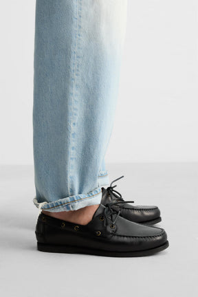 LIMITED EDITION LEATHER DECK SHOES - Image 3