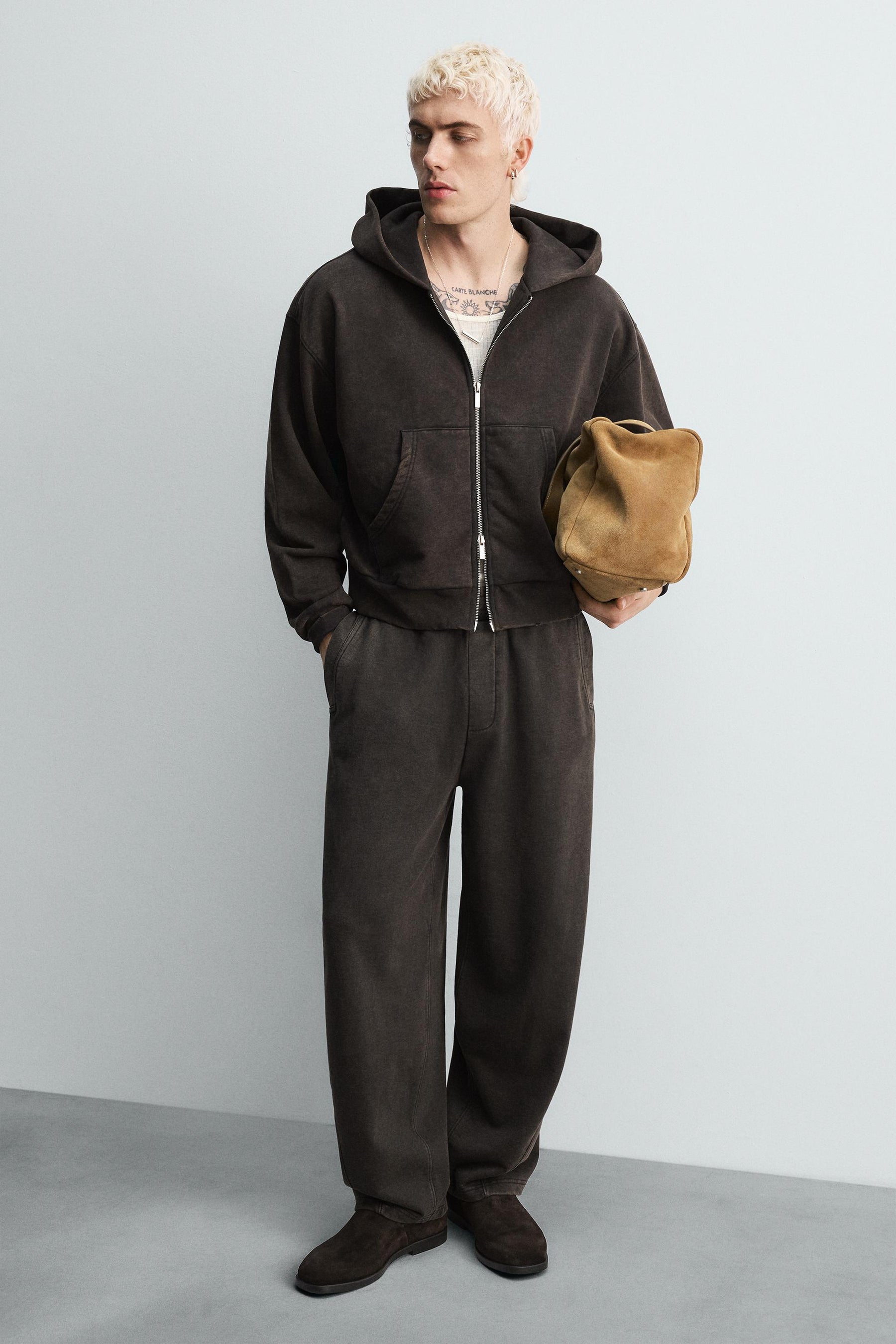 LIMITED EDITION LEATHER SHOES - Image 2