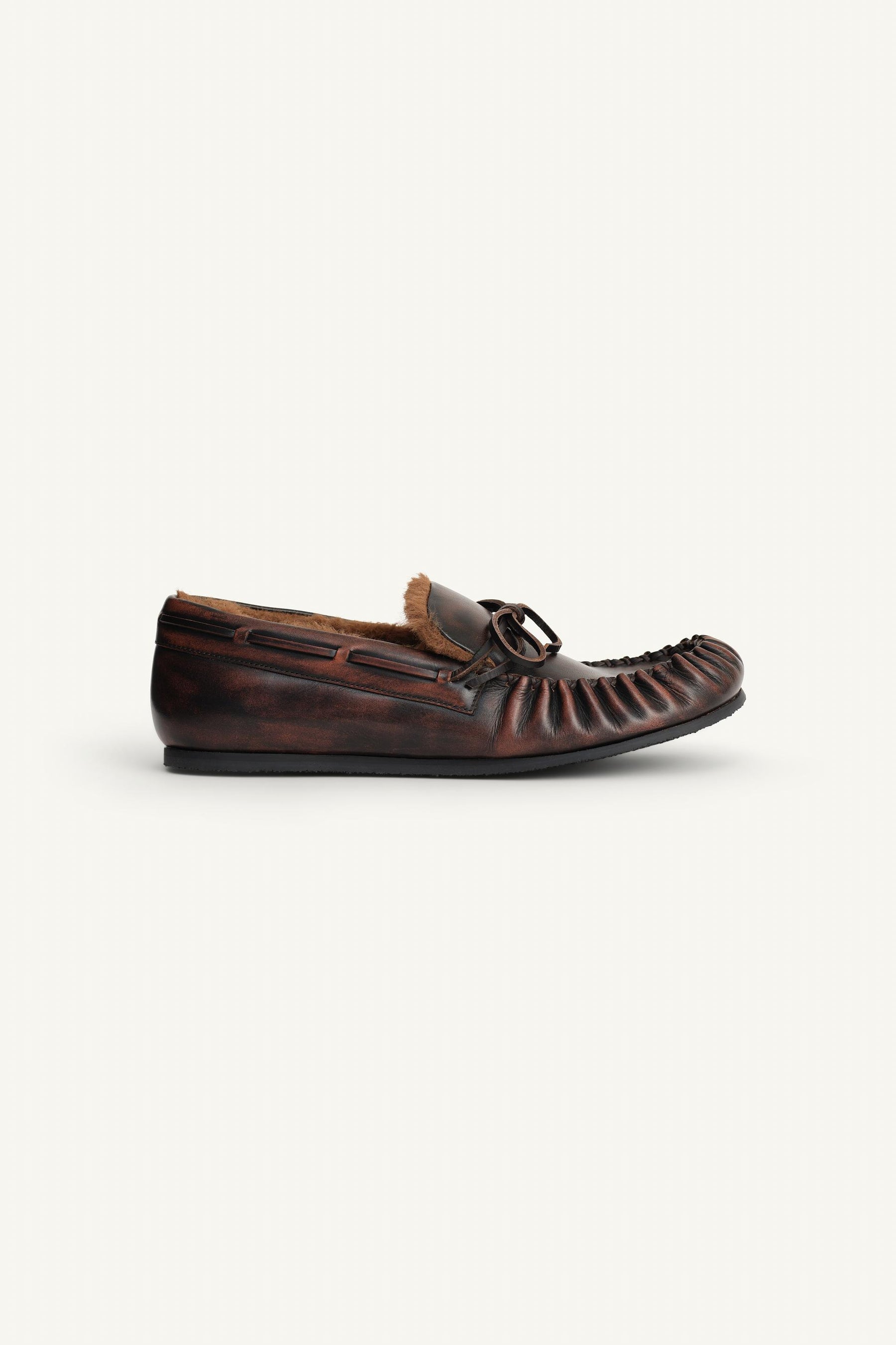 LEATHER LOAFERS WITH BOW LIMITED EDITION - Image 4