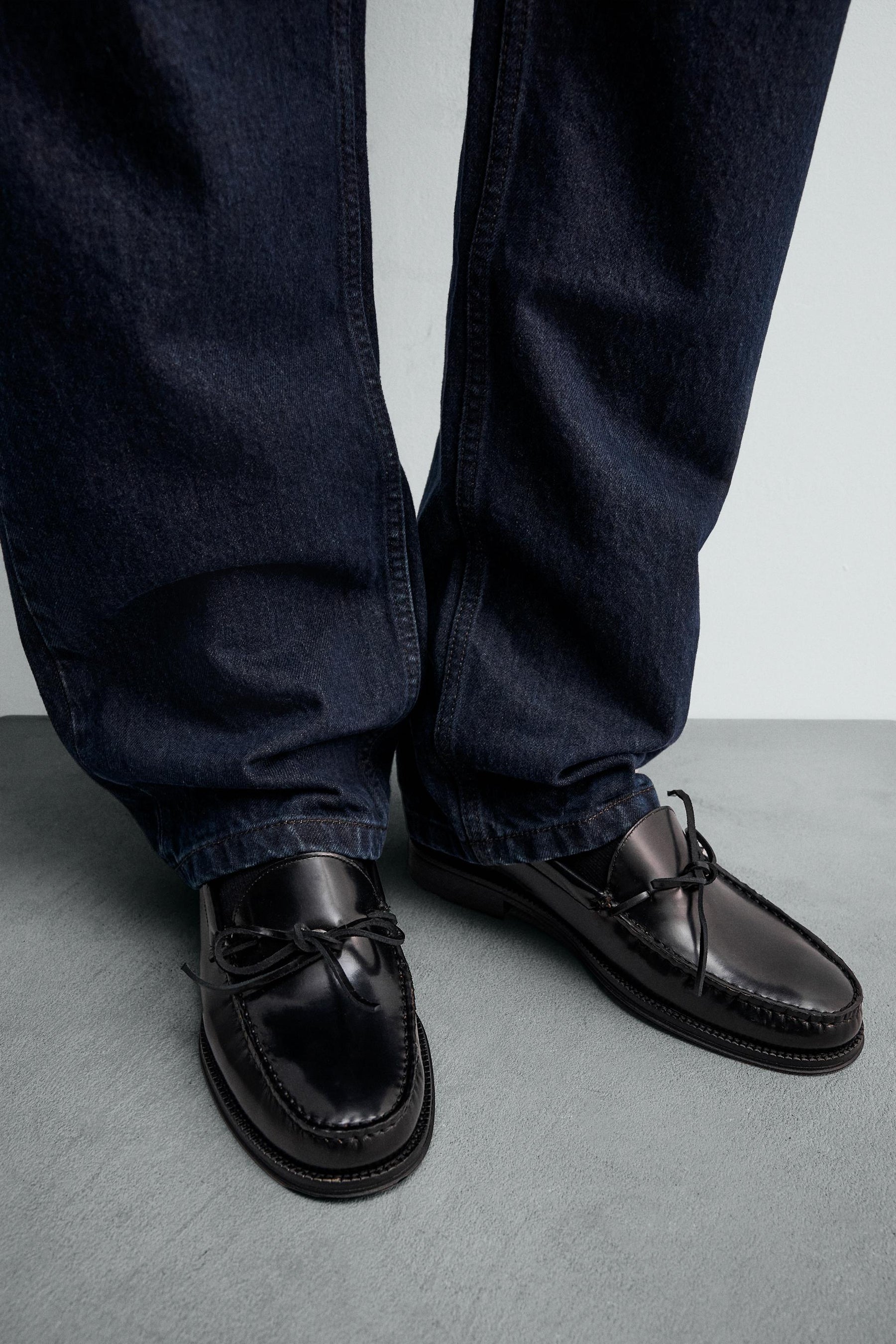 LEATHER BOW LOAFERS - Image 3