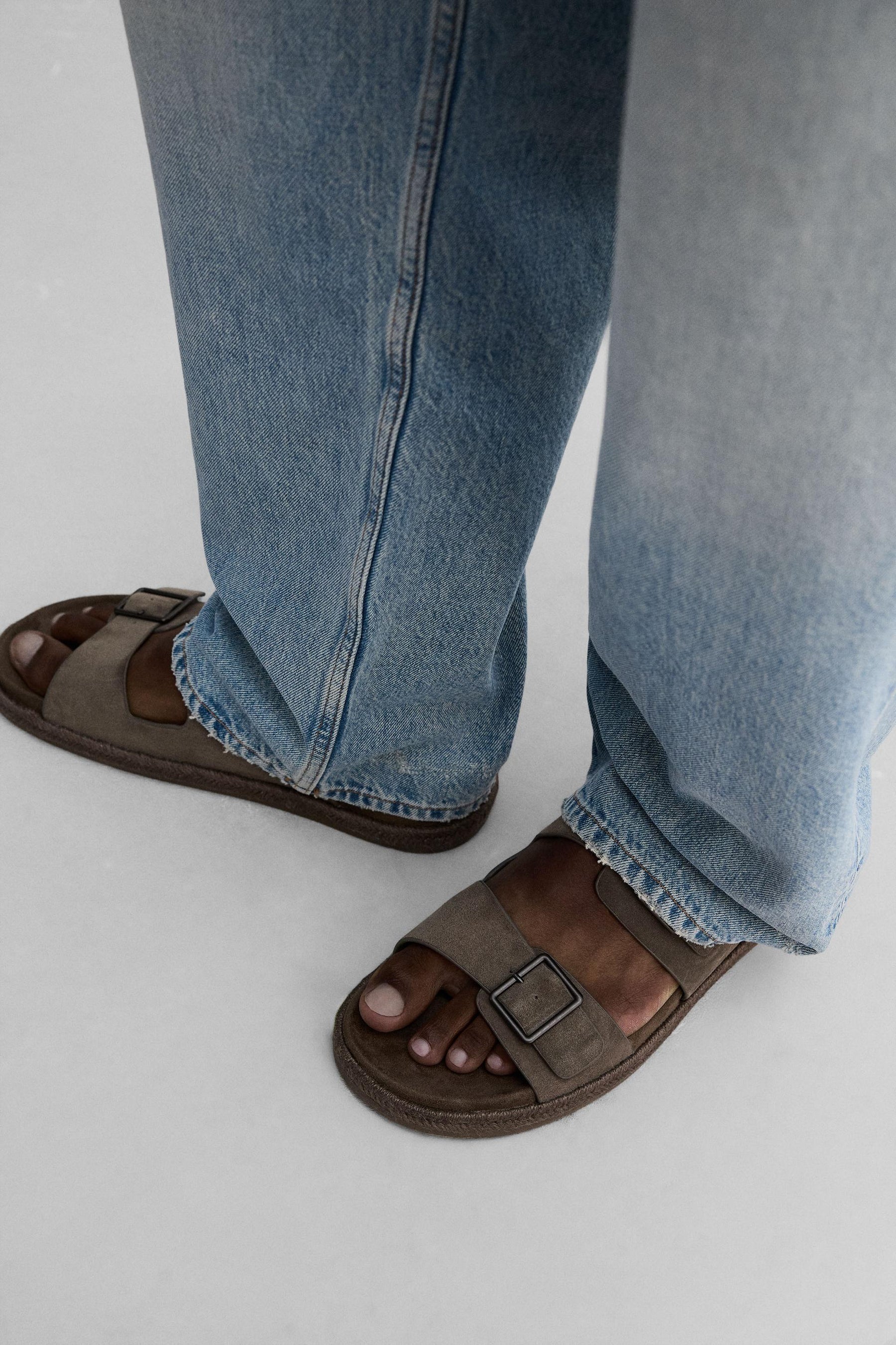 DOUBLE STRAP LEATHER SANDALS - Image 3
