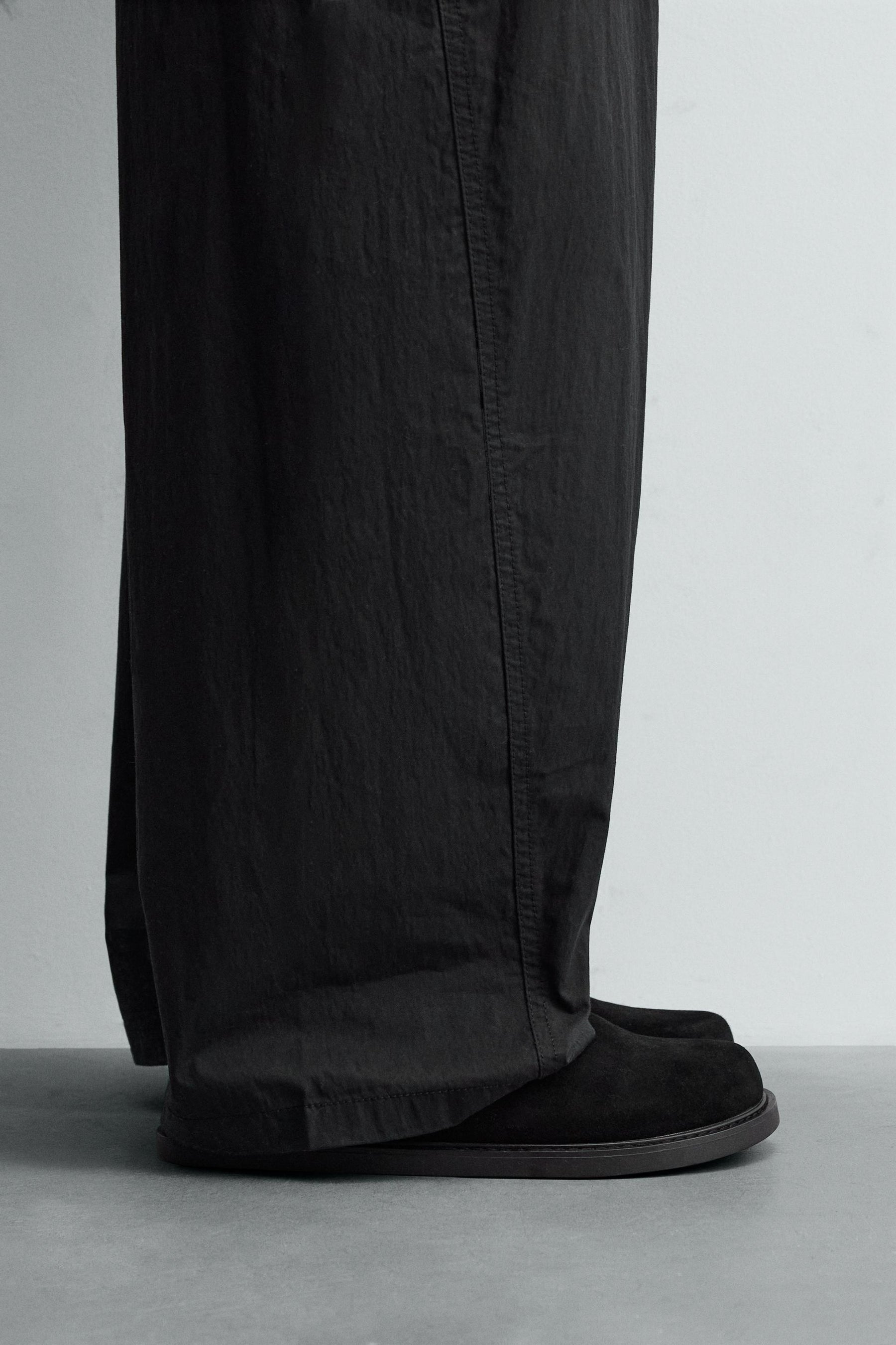 LEATHER CLOGS - Image 1