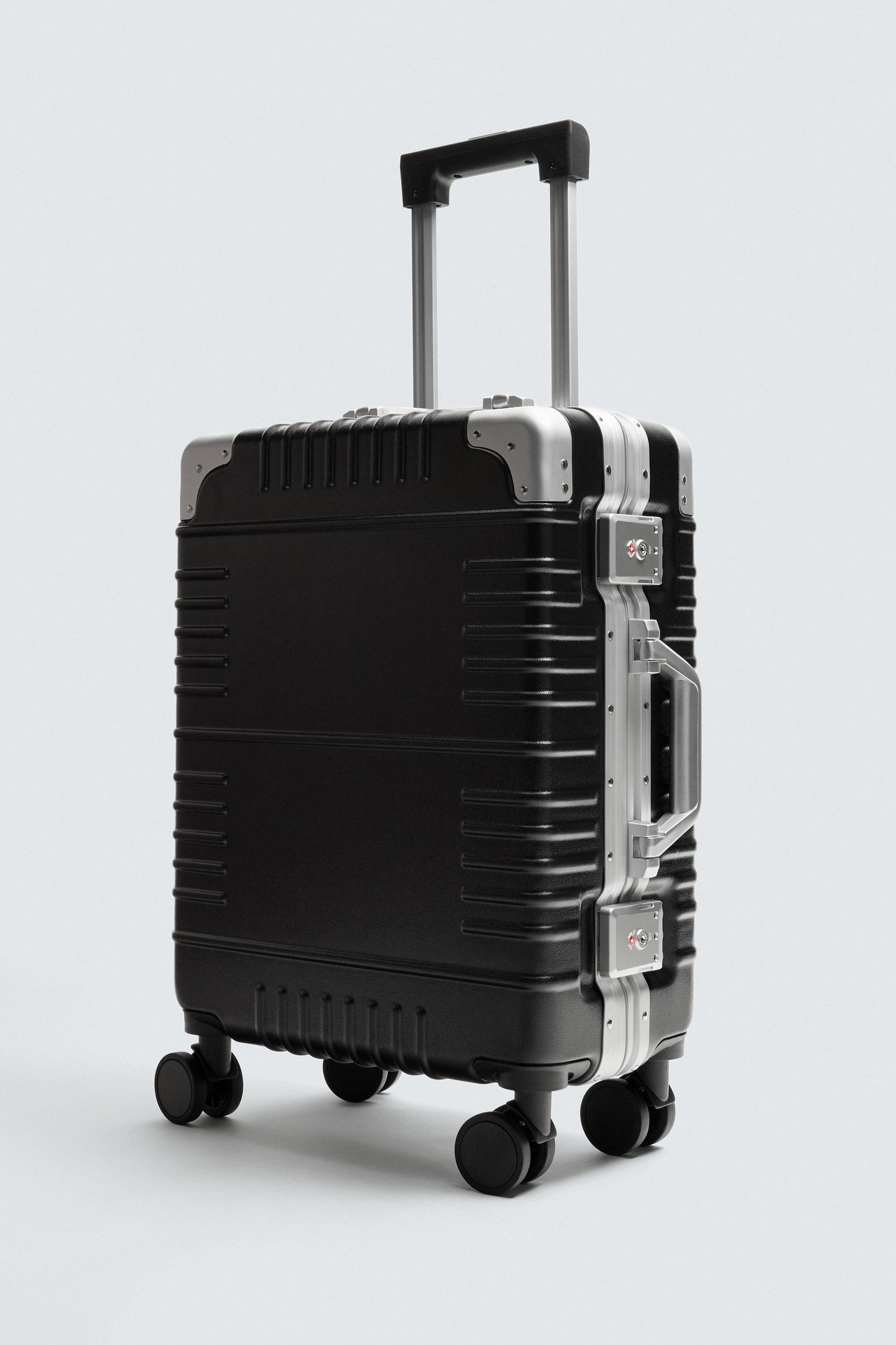 TRAVEL SUITCASE - Image 5