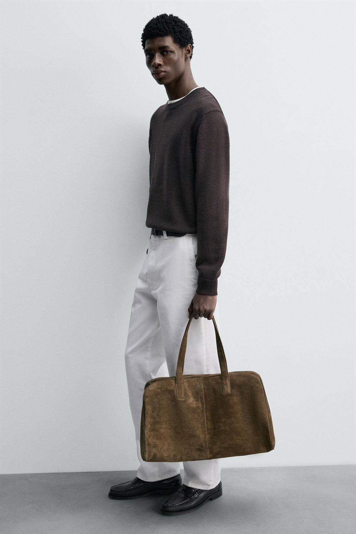 M LEATHER TRAVEL BAG