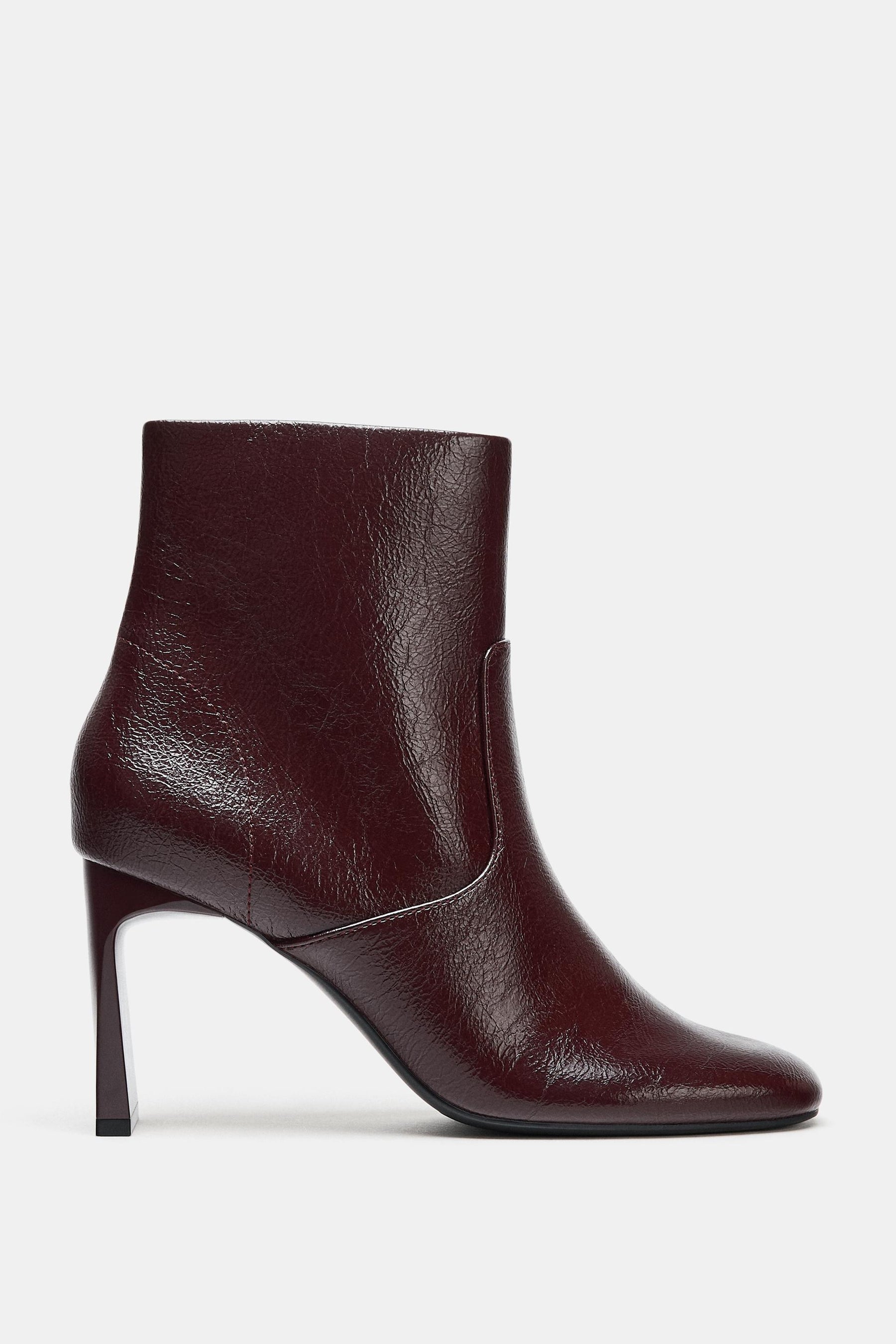 Rounded Toe Ankle Boots