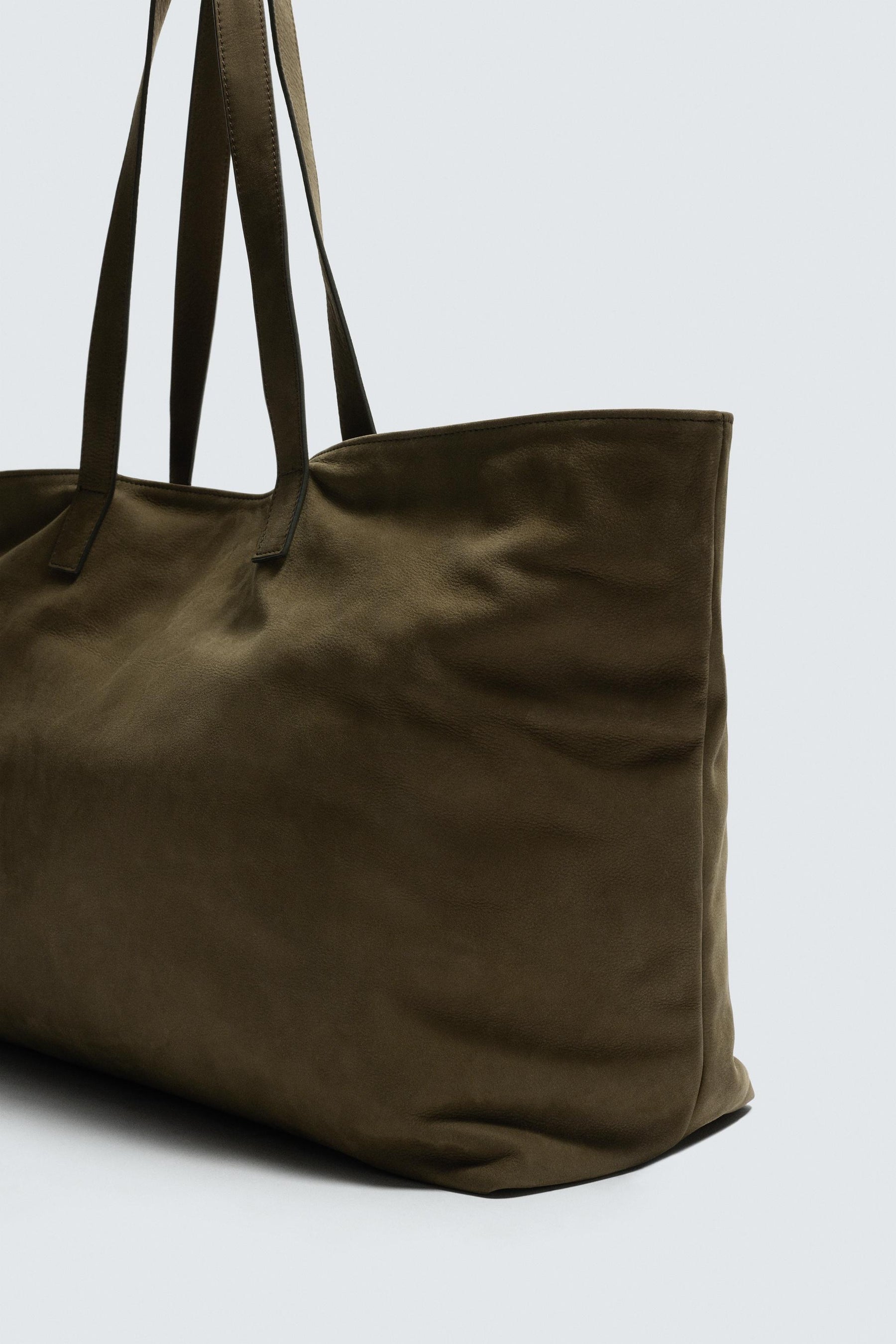 LEATHER TOTE BAG