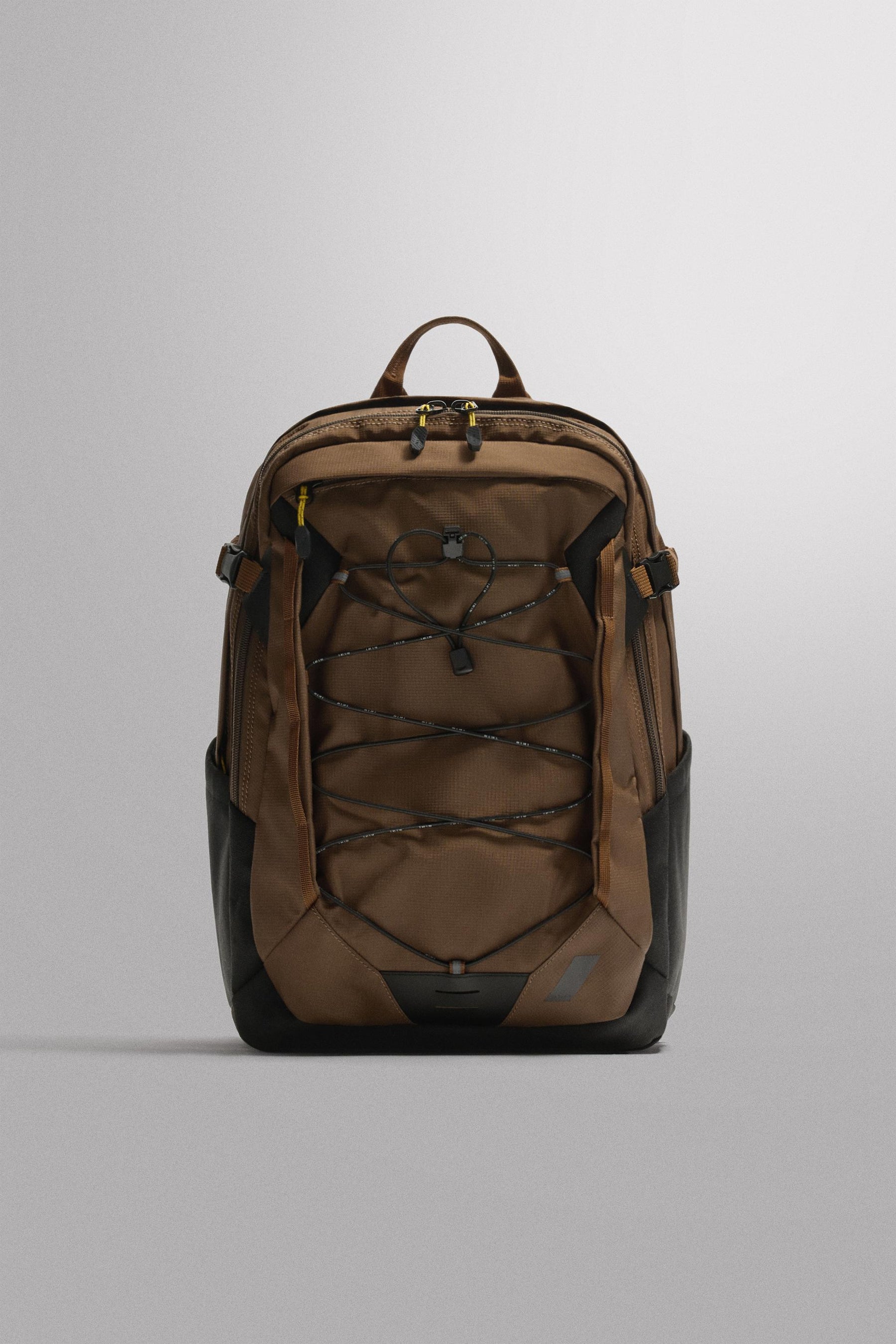 TECHNICAL SPORTS BACKPACK