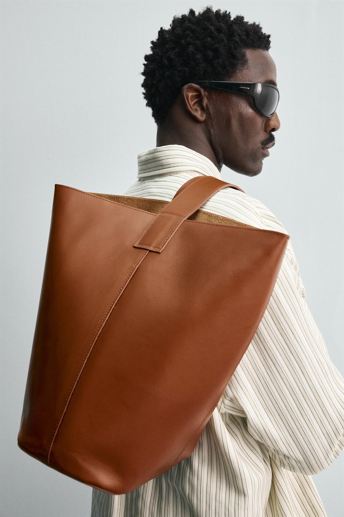 LIMITED EDITION LEATHER SHOPPER BAG