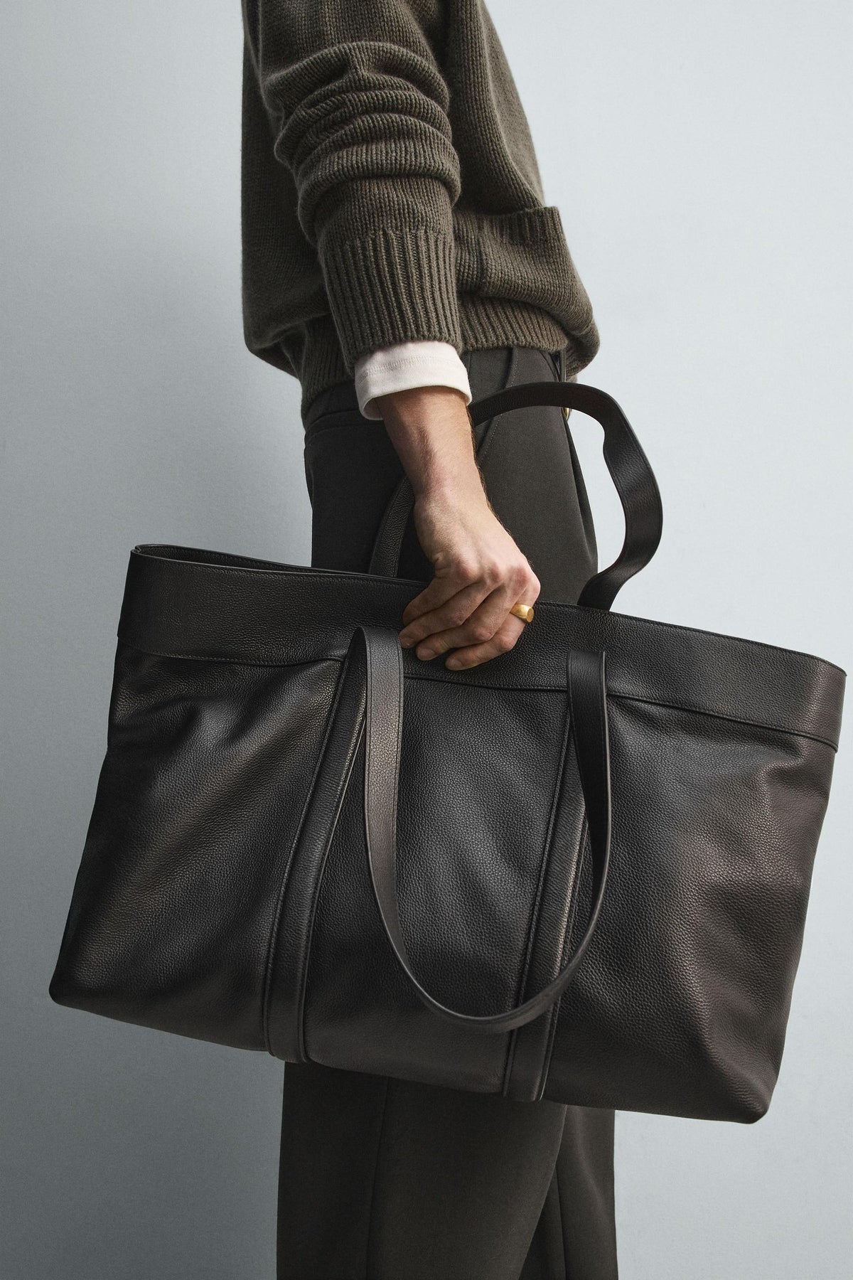 LIMITED EDITION LEATHER TOTE BAG