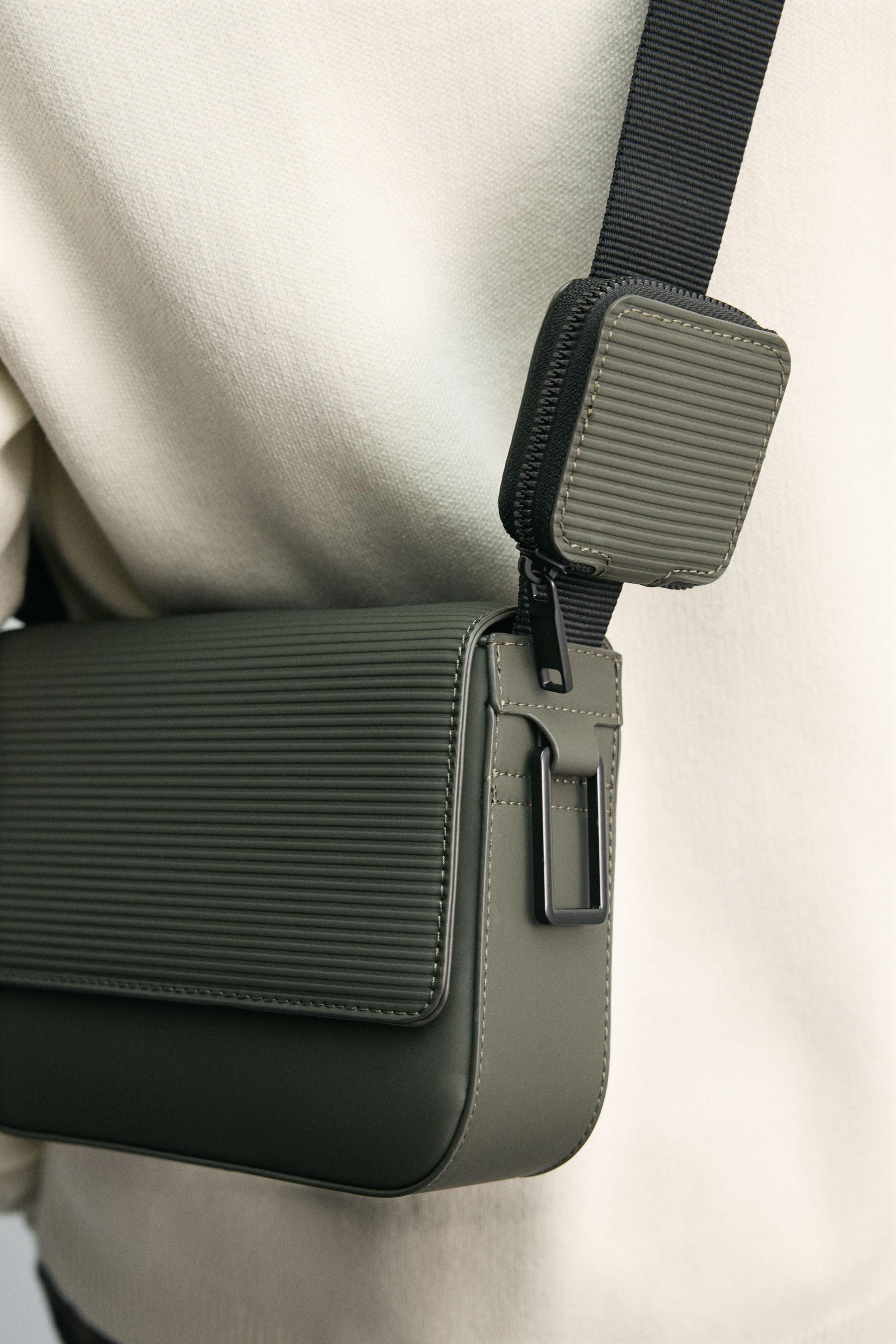 RUBBERISED TEXTURED CROSSBODY BAG