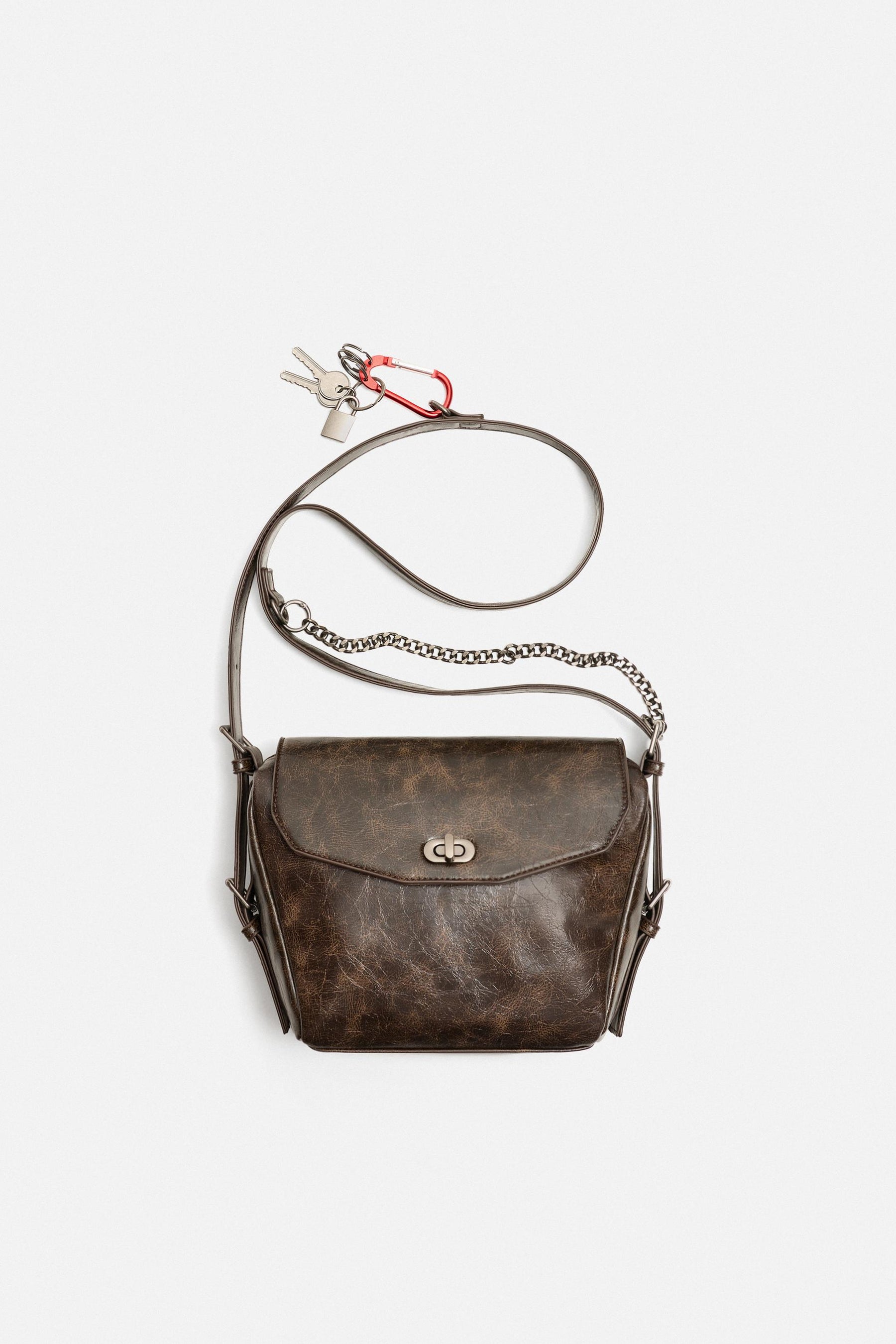 CHAIN CROSSBODY BAG