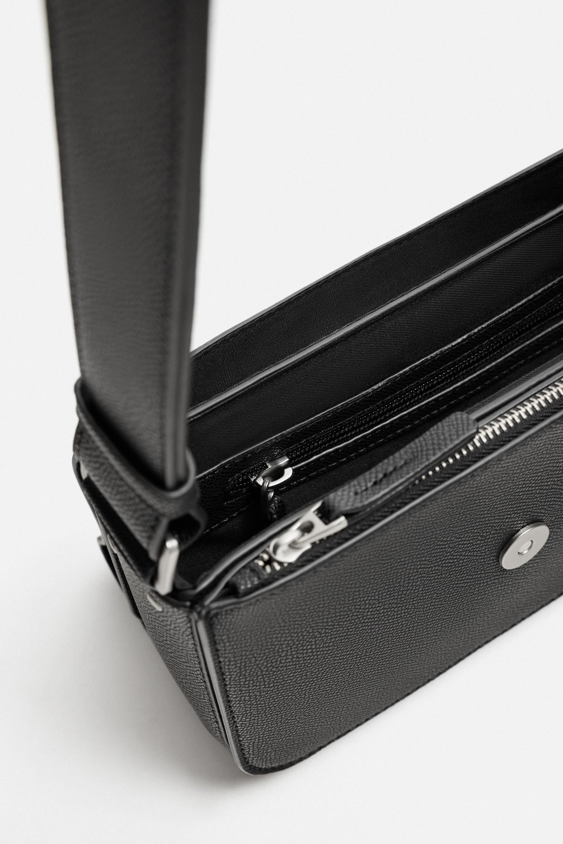 TEXTURED CROSSBODY BAG - Image 4