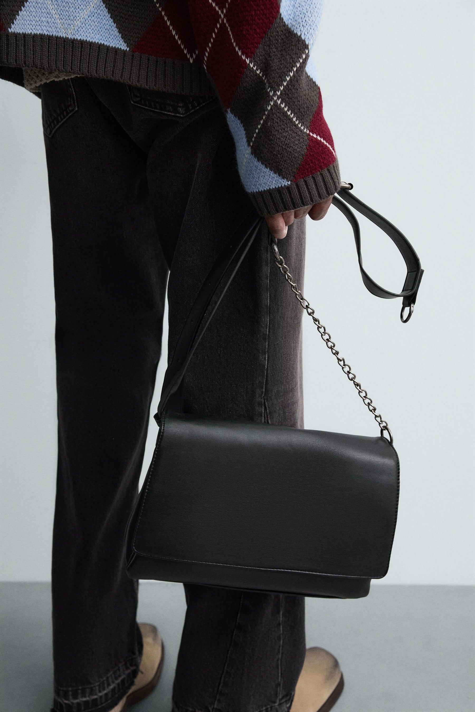 CHAIN CROSSBODY BAG - Image 2