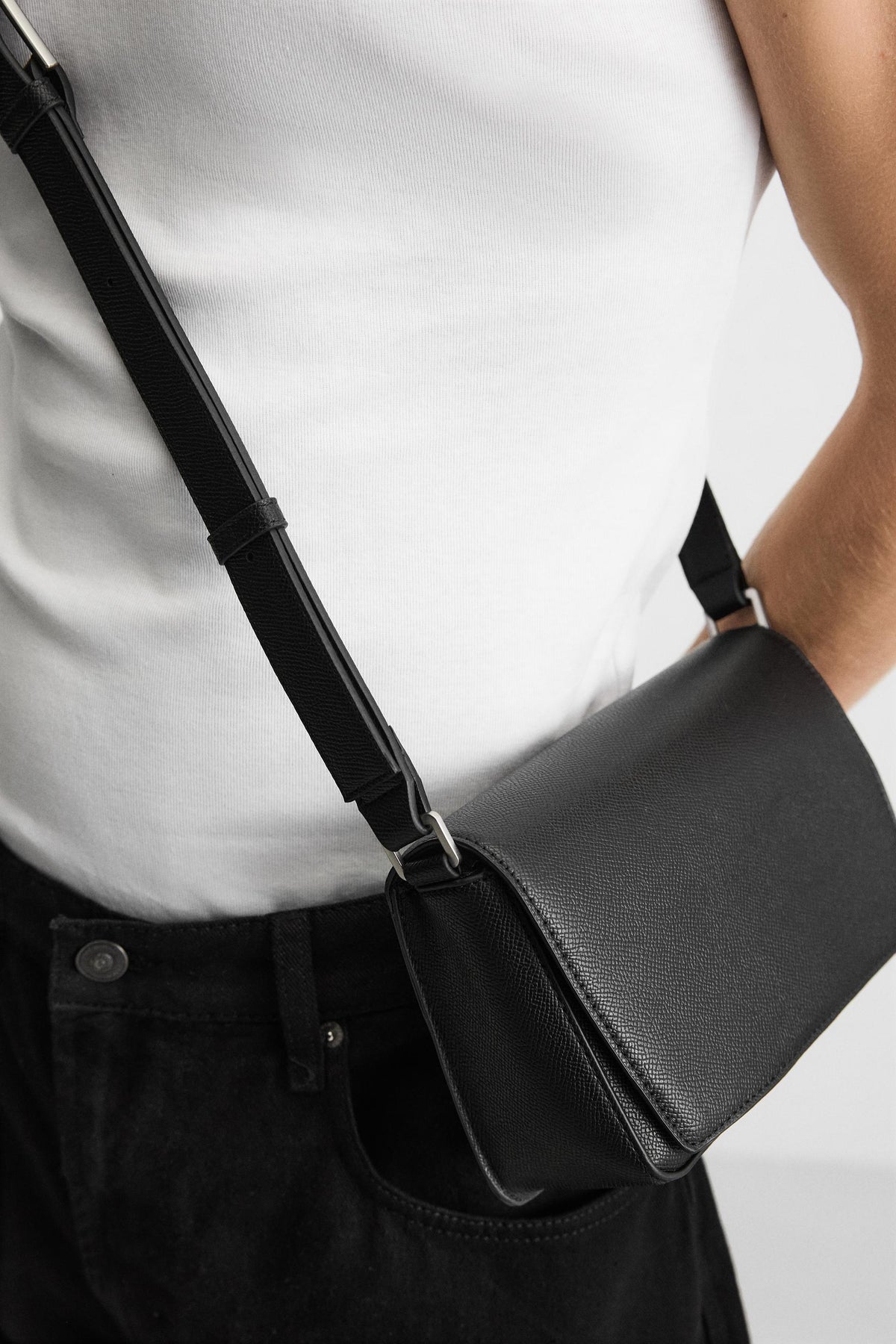 TEXTURE CROSSBODY BAG - Image 1