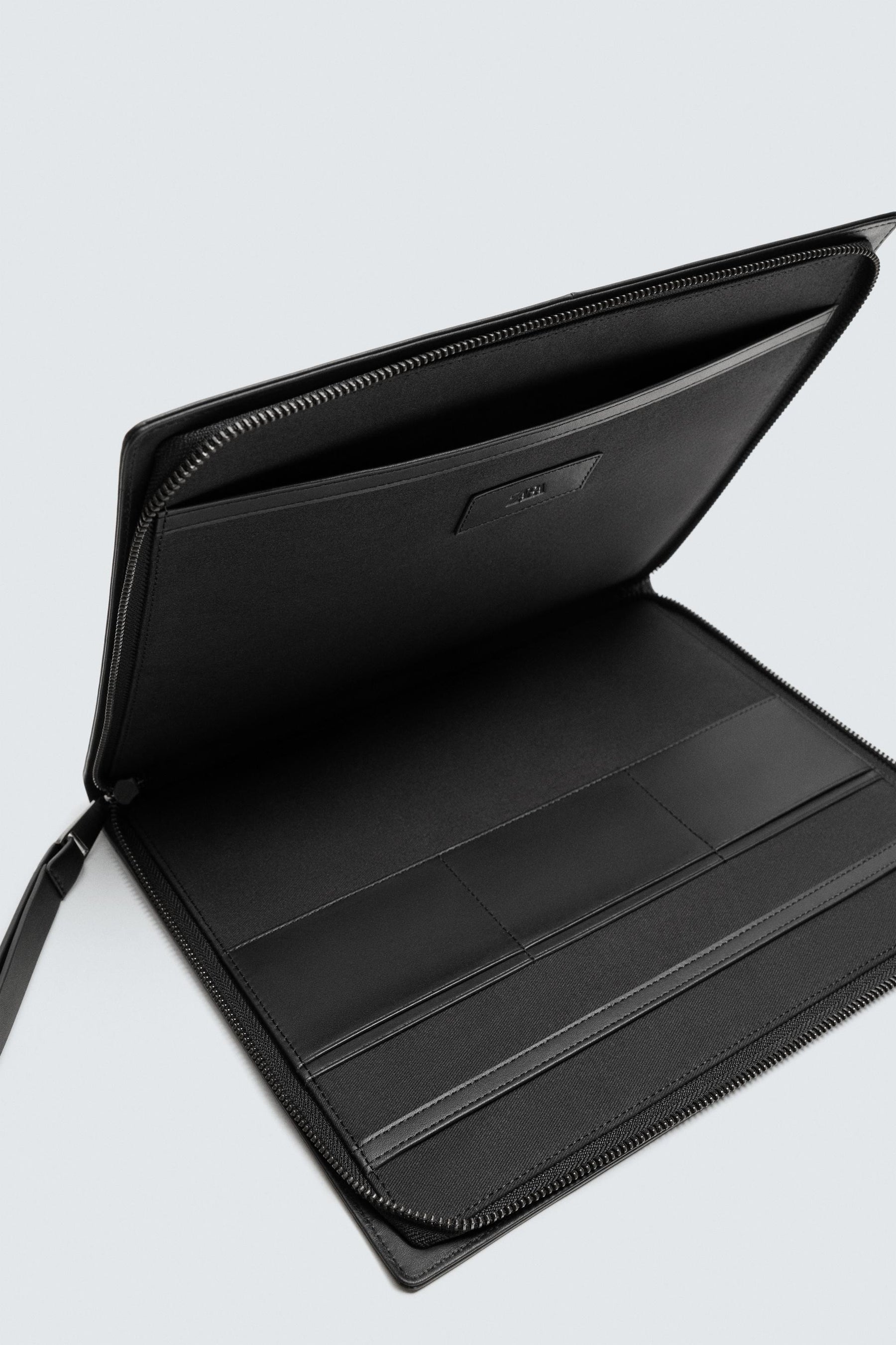 LEATHER CLUTCH - Image 6