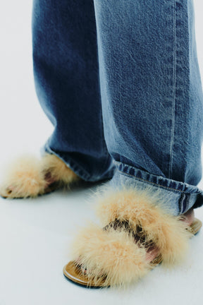 FEATHER SANDALS