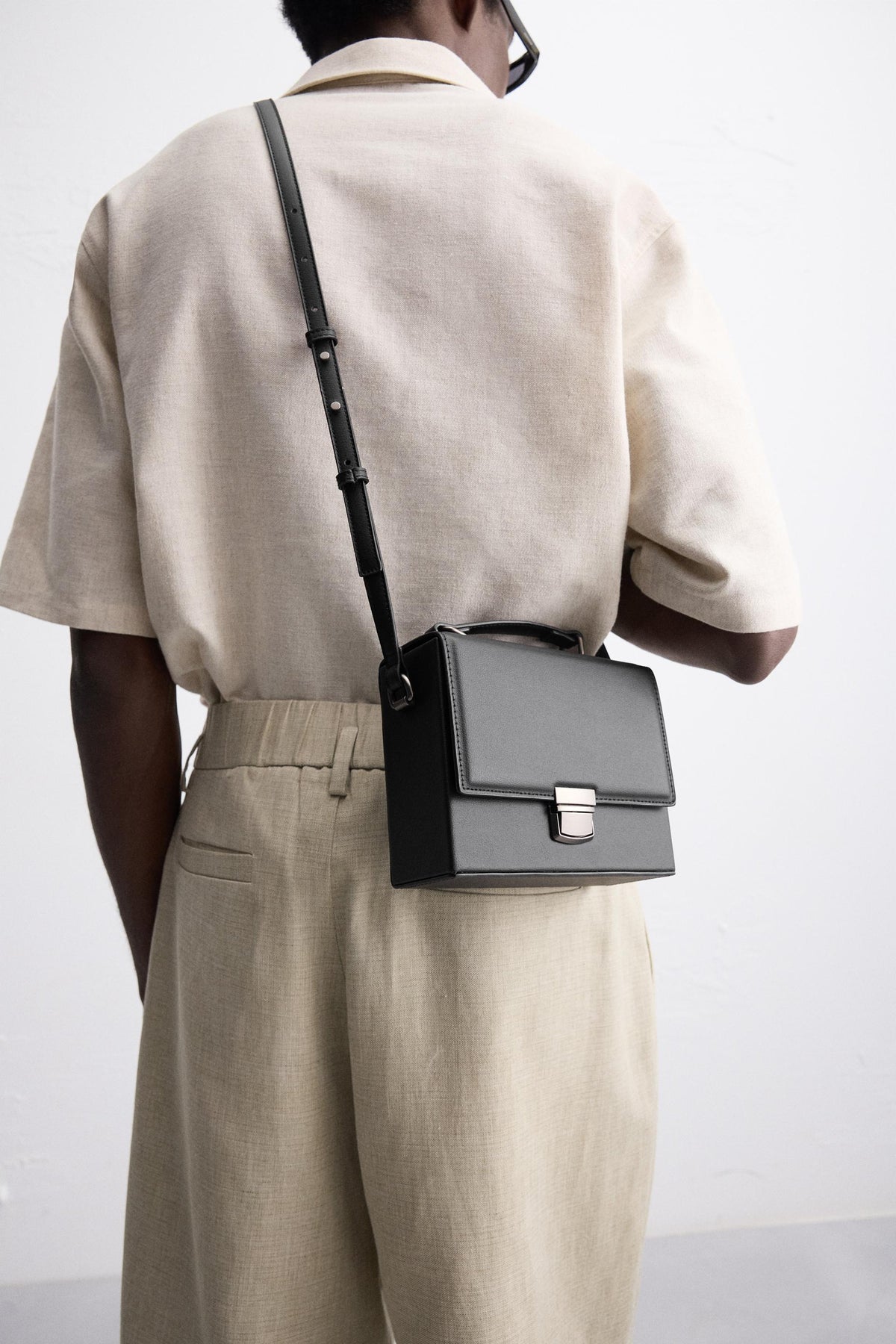 BOX CROSSBODY BAG - Image 1