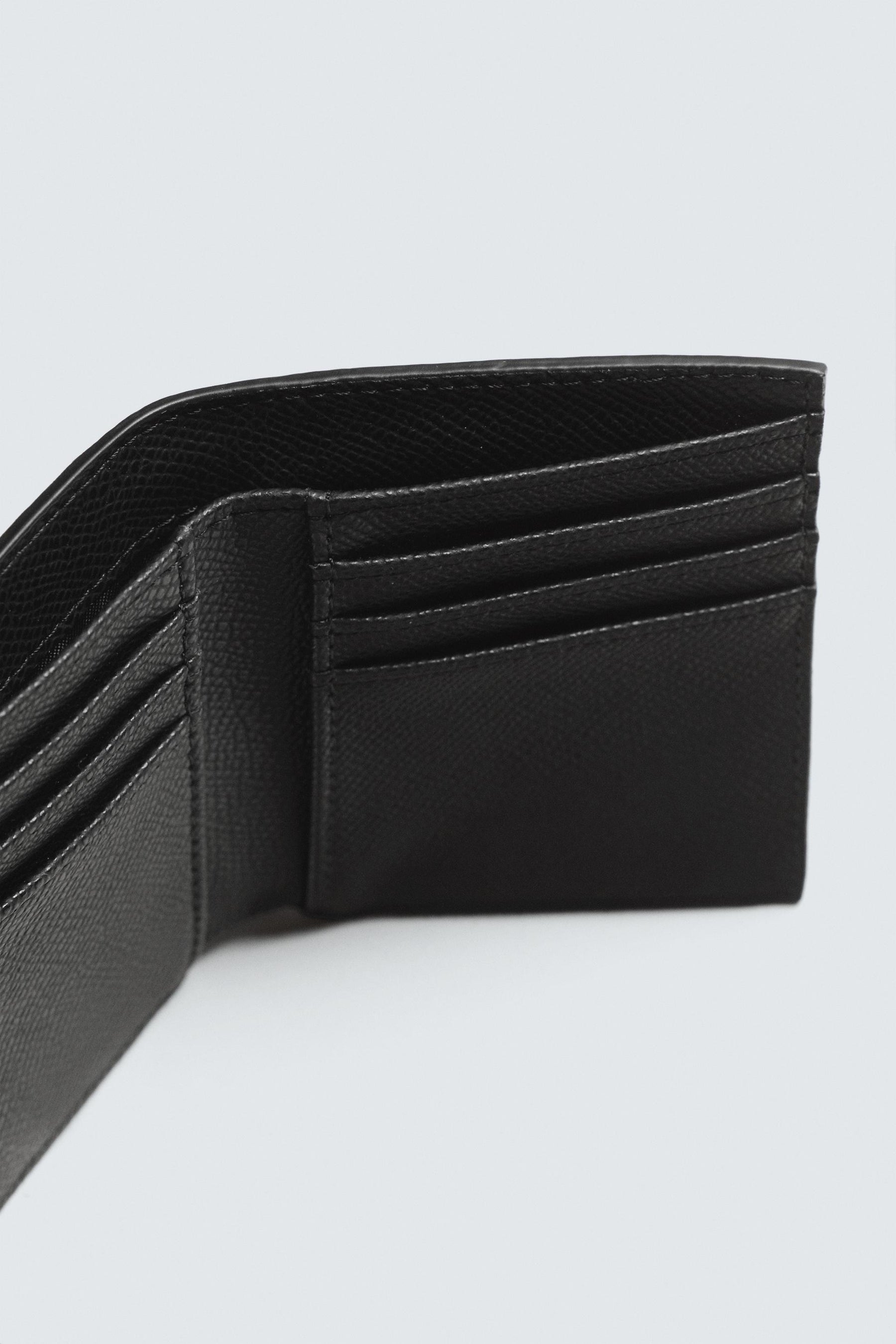 TEXTURED VERTICAL CARD HOLDER - Image 4