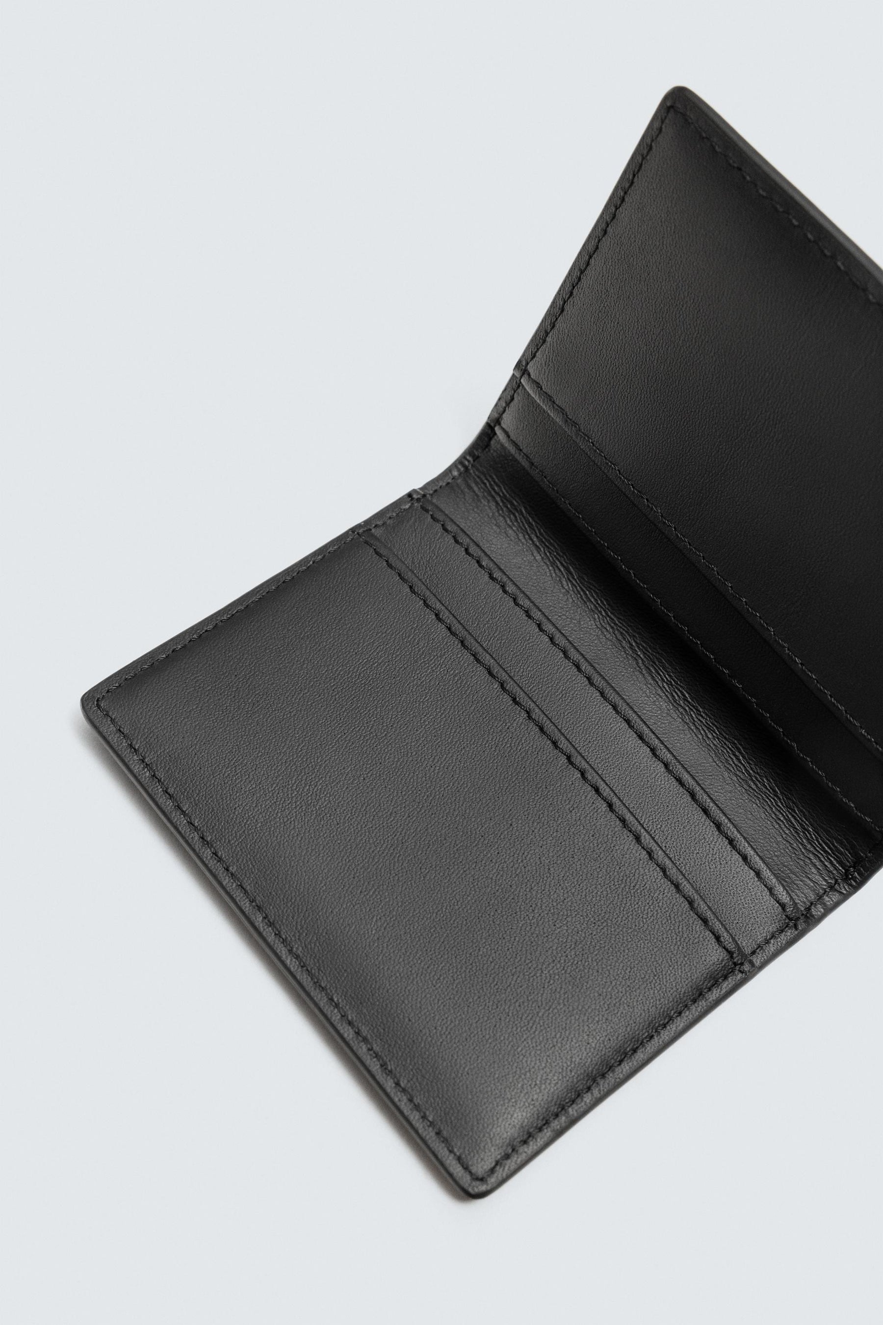 LEATHER CARD HOLDER