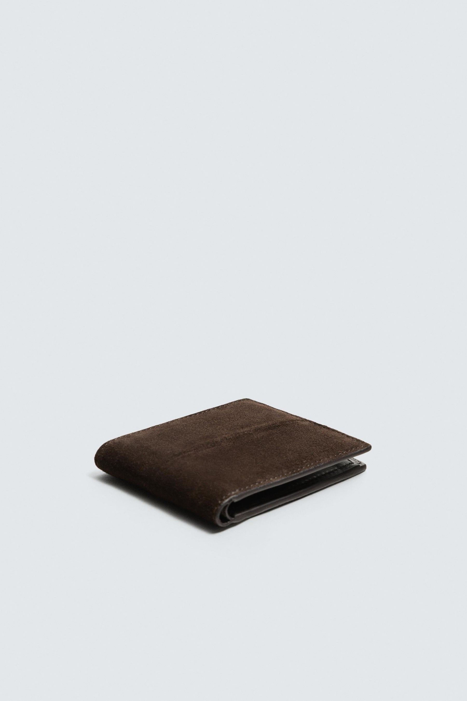 LEATHER WALLET