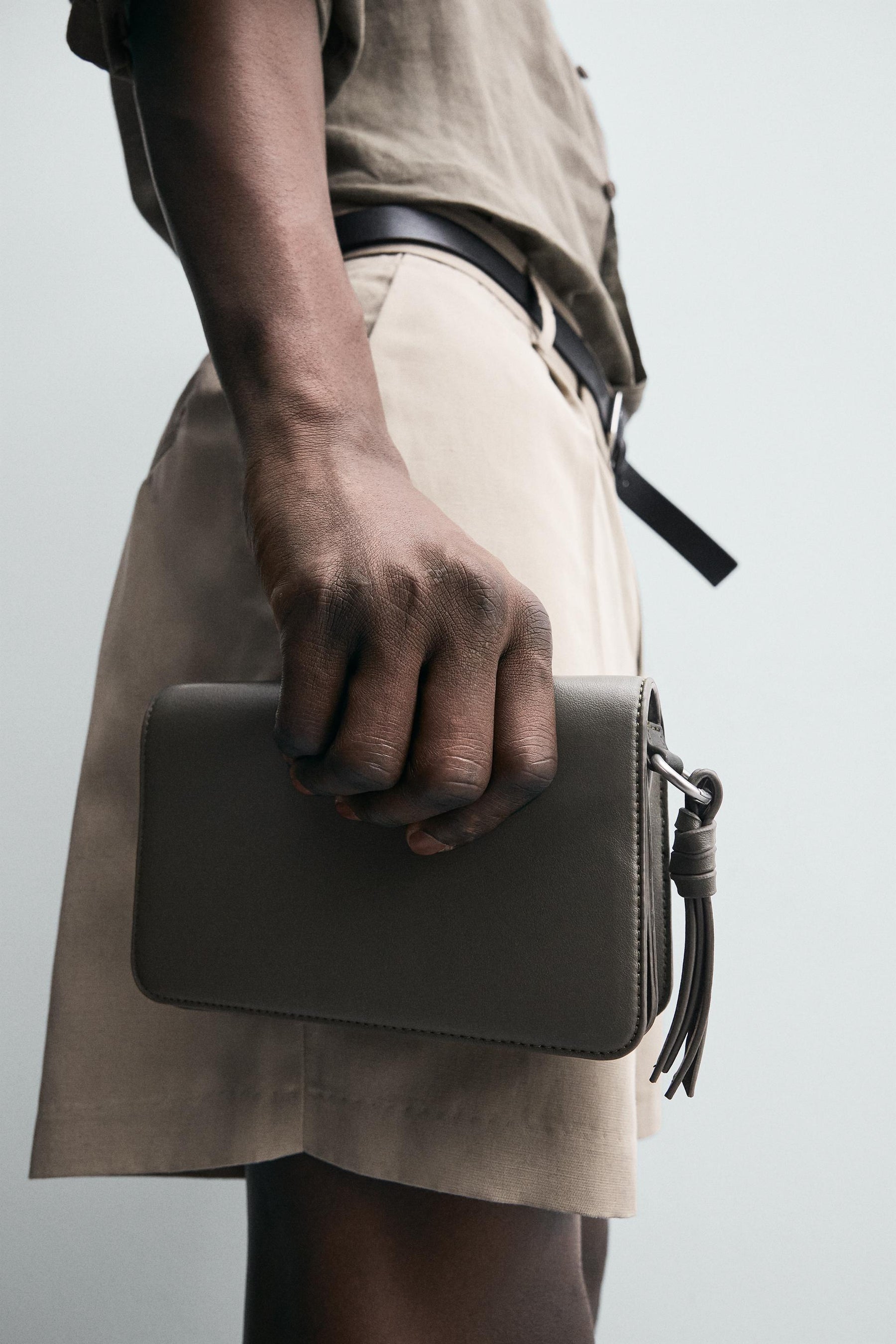 PLAIN CROSSBODY BAG - Image 1