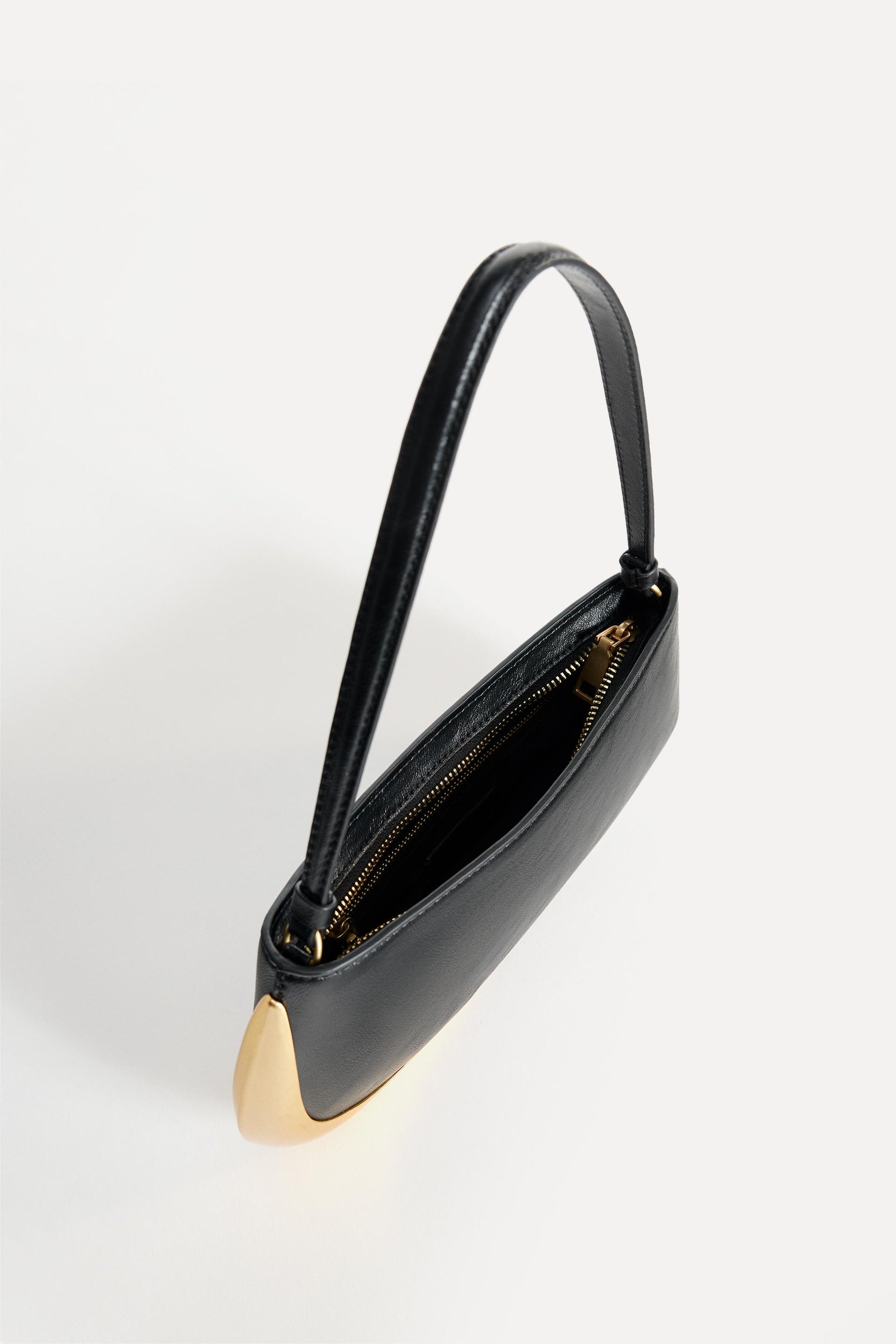 Shoulder Bag with Metal