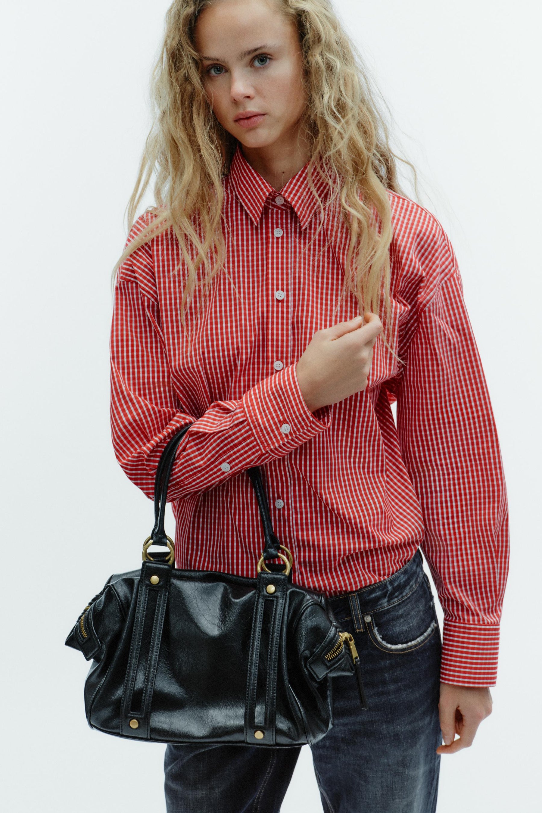 SHOULDER BAG WITH DETAILS