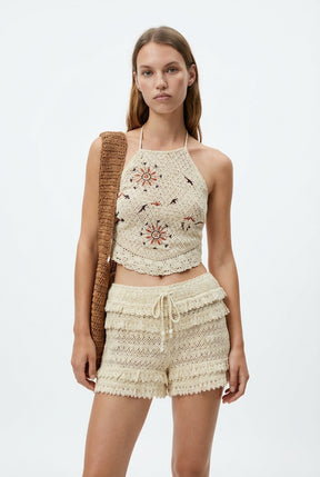 RUFFLED CROCHET SHORTS