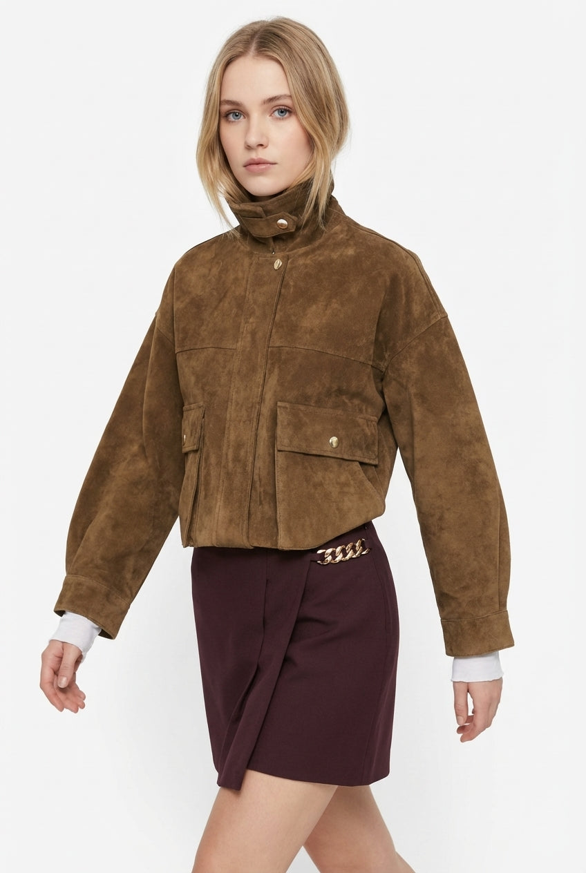 PLEATED BERMUDA SHORTS