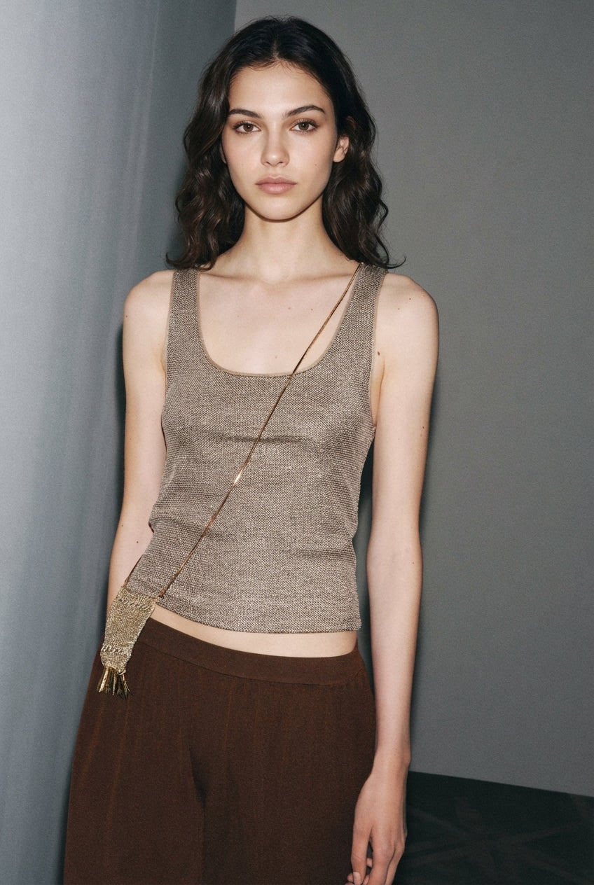 TEXTURED METALLIC TOP